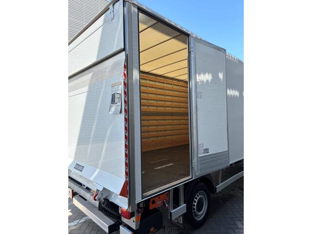 Volkswagen CRAFTER 35 2.0 TDI 140PK Automaat L4 Comfortline Bakwagen