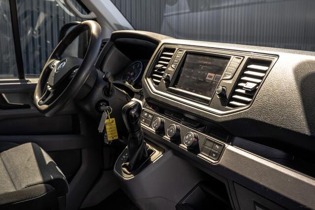 Volkswagen CRAFTER 2.0 TDI L3H3 | Automaat | 177 PK | Highline | LED | Camera | Carplay | PDC | Trekhaak