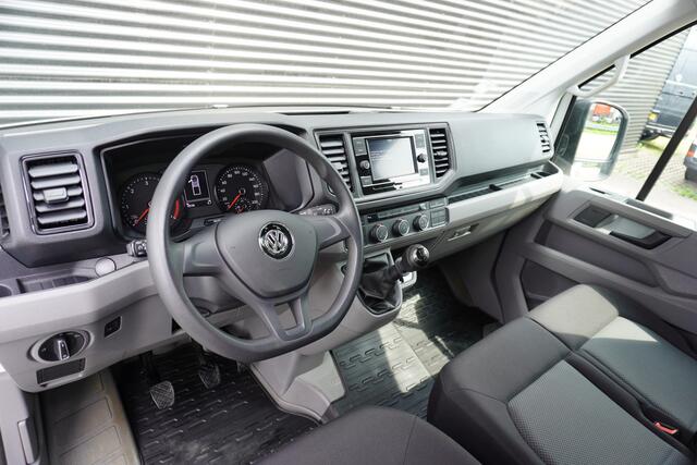 Volkswagen CRAFTER 140pk Open laadbak Dubbele cabine Trekhaak Airco Cruise control Pick-Up