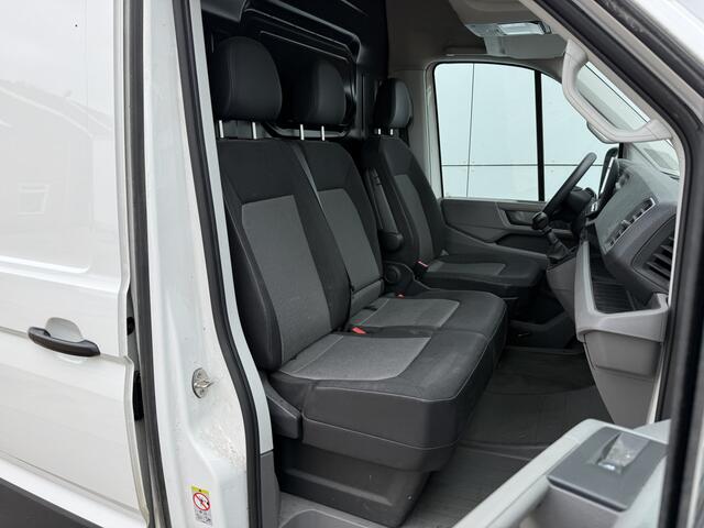 Volkswagen CRAFTER 2.0 TDI 140PK Nieuw Model! L3H3 Camera Climate control Carplay Parkeersensoren v+a