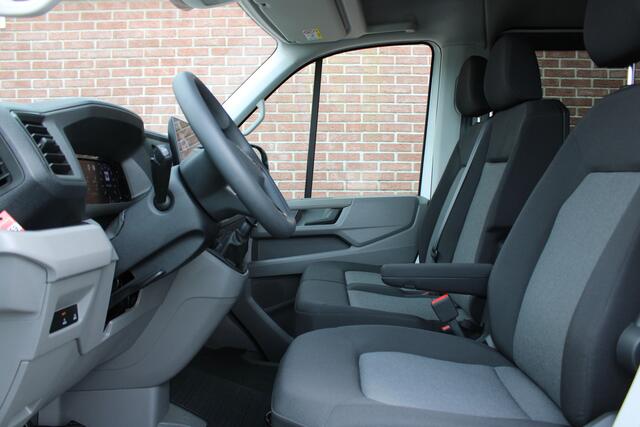 Volkswagen CRAFTER 2 35 2.0 TDI 140PK L3H2 DC |TREKHAAK|LED|CAMERA|DUBBELCABINE|