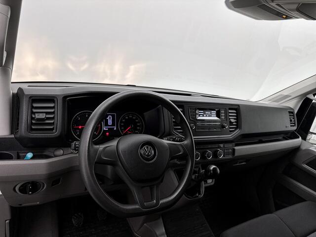 Volkswagen CRAFTER 35 2.0 TDI L3H3 Comfortline Trekhaak Cruise control Betimmering Airco Euro 6