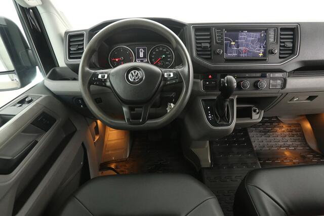Volkswagen CRAFTER 2.0TDI L3H3 140PK | Marge | DSG | 3000kg Trekgew. | Trekhaak | Airco | Cruise | Camera | Carplay | 3 Zits | Imperiaal