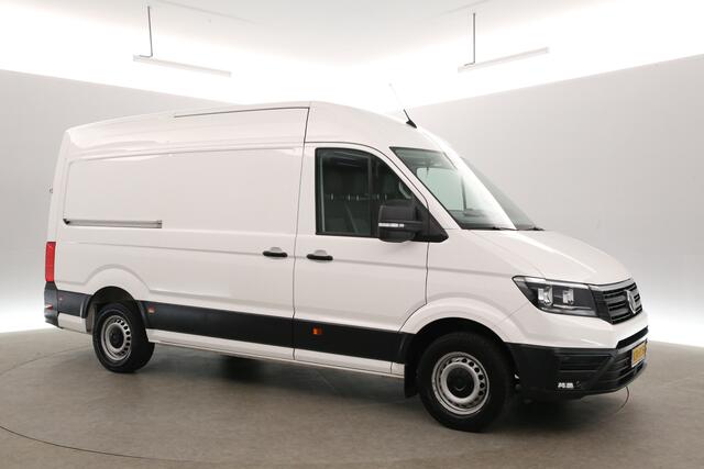 Volkswagen CRAFTER 2.0 TDI L3H3 177PK | 3500kg Trekgew. | Airco | Cruise | Camera | Carplay | 3 Zits | 2xSchuifdeur | Trekhaak
