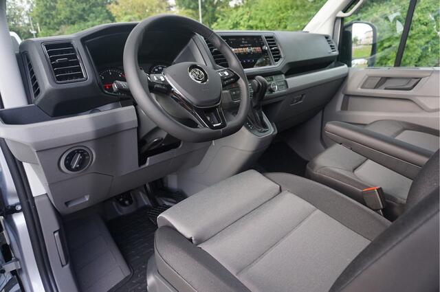 Volkswagen CRAFTER 35 177PK L3H3 AUT BPM VRIJ!! Navi, Cam, Adap. Cruise, LED!! NR. 220
