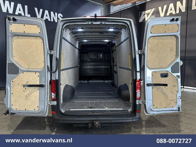 Volkswagen CRAFTER 2.0 TDI 177pk L4H3 L3H2 Euro6 Airco | Camera | Navigatie | Apple Carplay | 3000kg Trekhaak Android Auto, Parkeersensoren, Bijrijdersbank