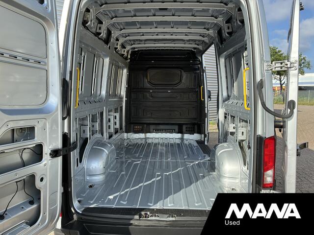 Volkswagen CRAFTER 35 2.0 TDI L3H3 177pk Automaat Standkachel LED Airco Cruise