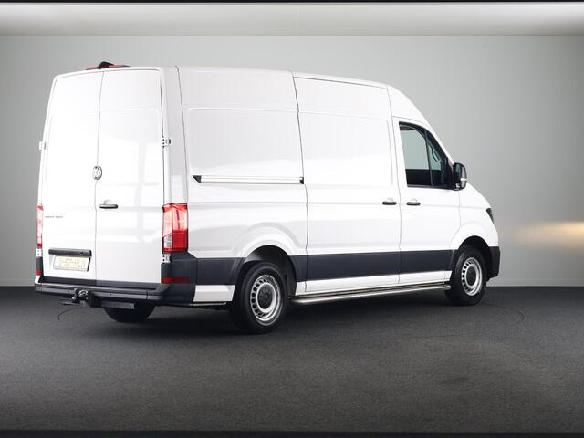 Volkswagen CRAFTER 35 2.0 TDI L3H3 Highline EURO VI 140 pk Automaat | Navigatie | Trekhaak | Parkeersensoren | Achteruitrijcamera | Cruise control |