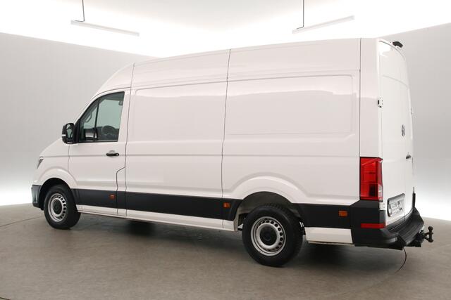 Volkswagen CRAFTER 2.0 TDI L3H3 | Automaat | Airco | Camera | 3 Zits | Cruise | Carplay | Trekhaak | Parkeersens.