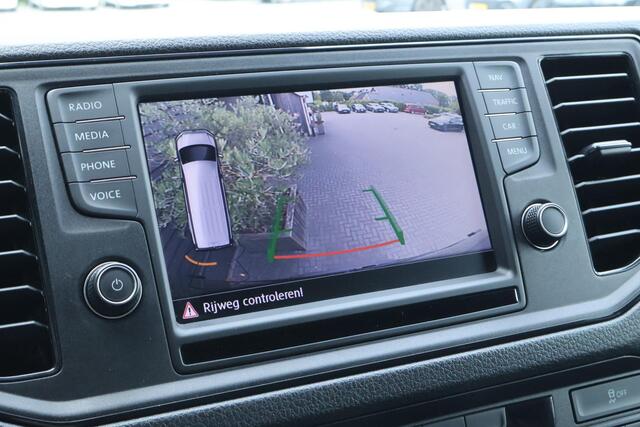 Volkswagen CRAFTER 35 2.0 TDI 140pk DSG L4H3 Highline Schuifdeur L+R Camera Navigatie
