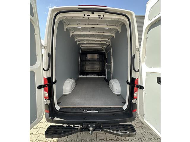 Volkswagen CRAFTER 35 2.0 TDI L3H3 Exclusive Facelift Automaat NIEUW MODEL!!