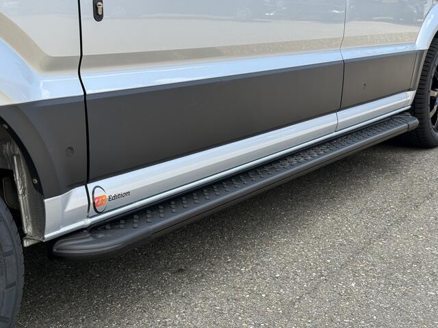 Volkswagen CRAFTER 30 2.0 TDI L3H3 Highline | ZB- Edition | Full option | Massage | ACC | LED | Trekhaak