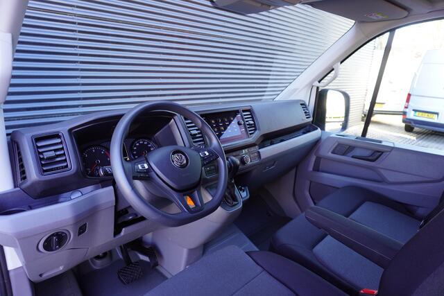 Volkswagen CRAFTER 140PK Automaat L3H2/L2H1 Apple Carplay Camera Parkeersensoren Cruise control Airco 3-Zits