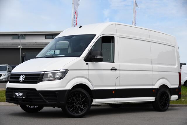 Volkswagen CRAFTER 35 2.0 TDI L3H3 PB Edition Camera, Cruise, Carplay, Carplay, Sensoren, geveerde stoel, Trekhaak, 140pk, Automaat, Multimedia, Uniek!