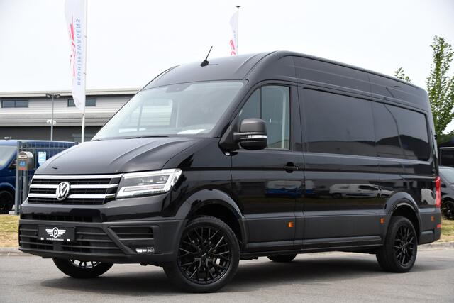 Volkswagen CRAFTER 35 2.0 TDI L3H3 Black Edition Camera, Adaptieve Cruise, Carplay, LED, Trekhaak, Voorruitverwarming, Sensoren, 177pk, Automaat, Uniek!