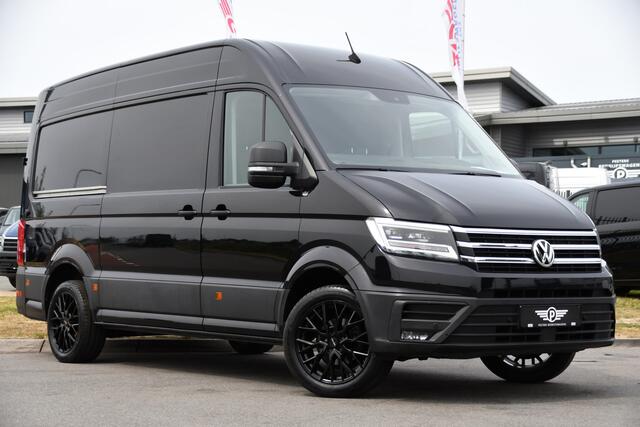 Volkswagen CRAFTER 35 2.0 TDI L3H3 Black Edition Camera, Adaptieve Cruise, Carplay, LED, Trekhaak, Voorruitverwarming, Sensoren, 177pk, Automaat, Uniek!