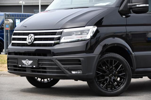 Volkswagen CRAFTER 35 2.0 TDI L3H3 Black Edition Camera, Adaptieve Cruise, Carplay, LED, Trekhaak, Voorruitverwarming, Sensoren, 177pk, Automaat, Uniek!