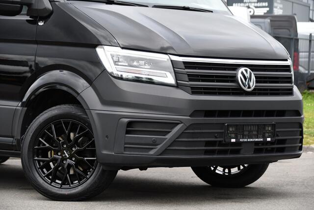 Volkswagen CRAFTER 35 2.0 TDI L3H3 Highline Black Edition Camera, Cruise, Carplay, LED, Clima, Automaat, Trekhaak, Sensoren, Uniek!