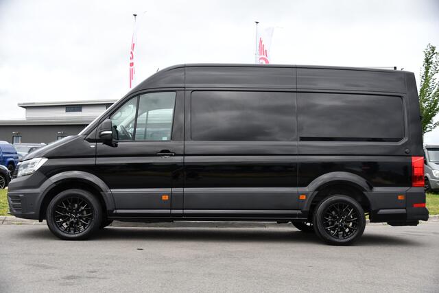 Volkswagen CRAFTER 35 2.0 TDI L3H3 Highline Black Edition Camera, Cruise, Carplay, LED, Clima, Automaat, Trekhaak, Sensoren, Uniek!