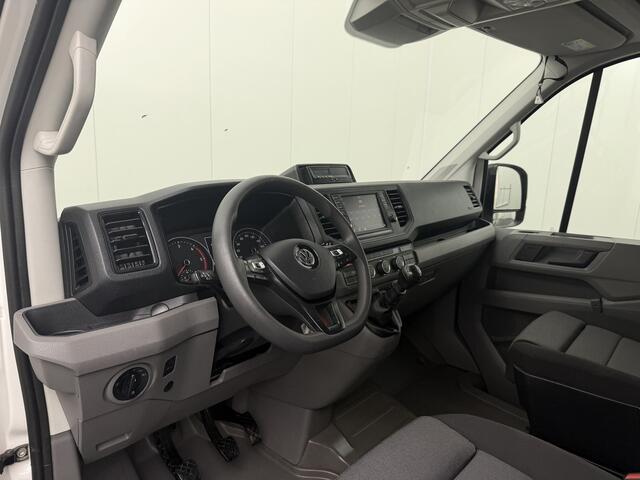 Volkswagen CRAFTER 2.0TDI 177PK BE Bakwagen+Laadklep | 4.55 Laadlengte | Navigatie | Multimedia | Airco | Cruise | Dakspoiler