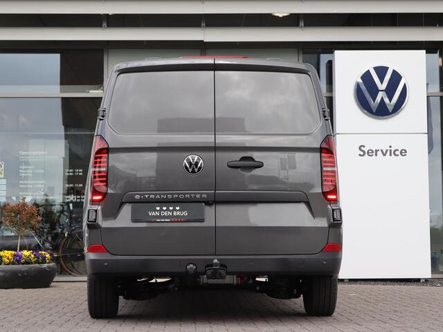 Volkswagen E-Transporter Bedrijfswagens Life Intro L2 160 kW (218 pk) 3500 mm | Trekhaak | Achteruitrijcamera | Cruise | LED | Airco |