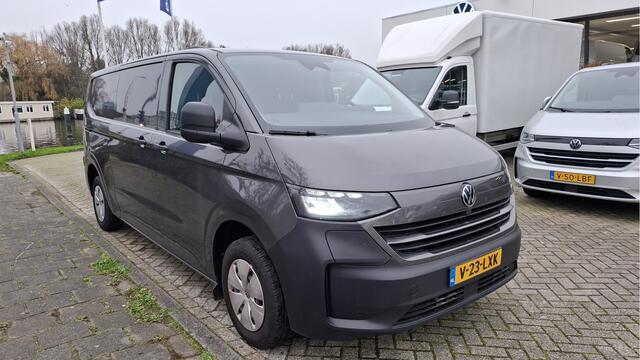 Volkswagen E-Transporter 34 L2H1 Life 64 kWh 218 pk - Trekhaak / Navi by APP