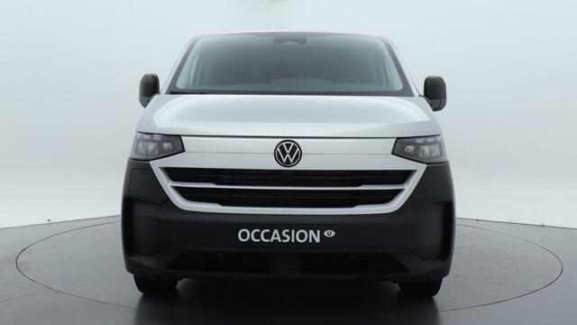 Volkswagen E-Transporter L2H1 218pk 64kWh RWD Life-Intro / Direct leverbaar