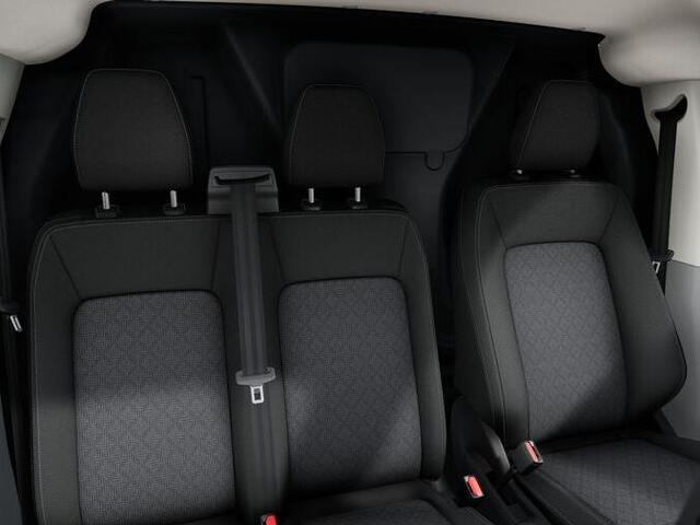 Volkswagen E-Transporter Bedrijfswagens Bestelwagen L1 elektromotor 100 kW (136 pk) 3100 m | Trekhaak | Parkeersensoren achter | Houten laadvloer | Achterdeuren | Zijwandbekleding