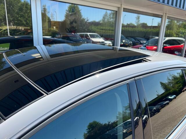 Volkswagen GOLF 1.5 eTSI GOLF STYLE Moonstone Grey