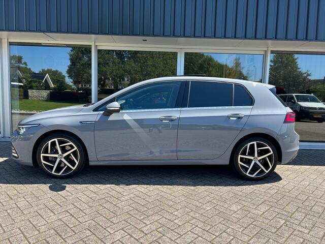 Volkswagen GOLF 1.5 eTSI GOLF STYLE Moonstone Grey