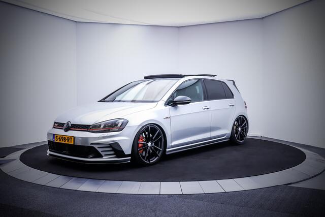 Volkswagen GOLF 2.0GTI Dsg Clubsport PANO/XENON/NAVI/APP CONNECT/CAMERA/BLINDSPOT/STOELVERW./ACC/LMV 19''
