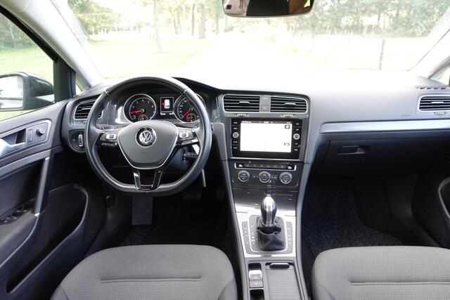 Volkswagen GOLF 1.0 TSI Comfortline Business Winterpakket ,Navigatie