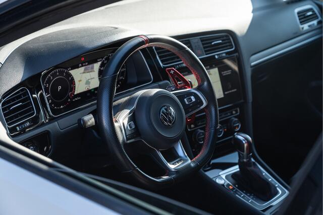 Volkswagen GOLF 2.0 TSI GTI TCR 290PK | Dynaudio | Pano | Virtual | Lane & Side | Blindspot | LED | Carplay | Sfeer | Camera |