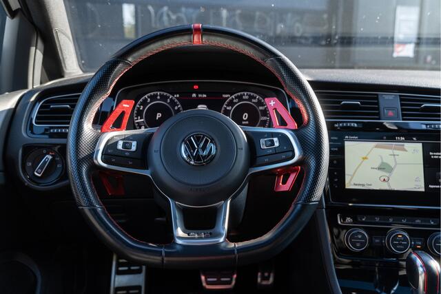 Volkswagen GOLF 2.0 TSI GTI TCR 290PK | Dynaudio | Pano | Virtual | Lane & Side | Blindspot | LED | Carplay | Sfeer | Camera |