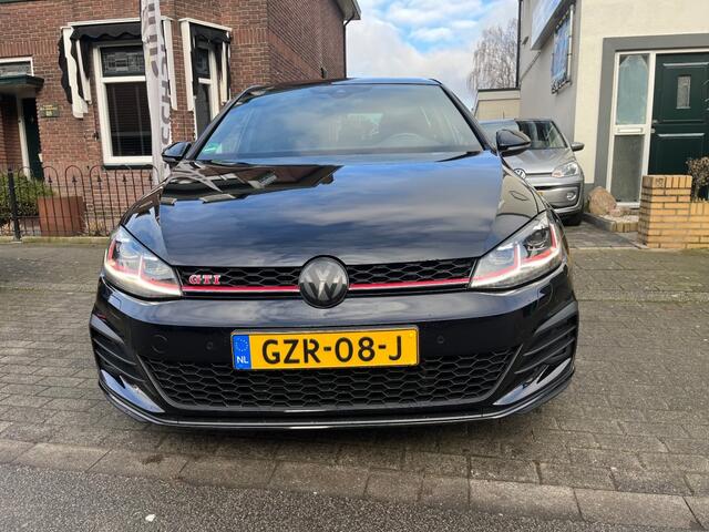 Volkswagen GOLF 2.0 TSI GTI PERF.