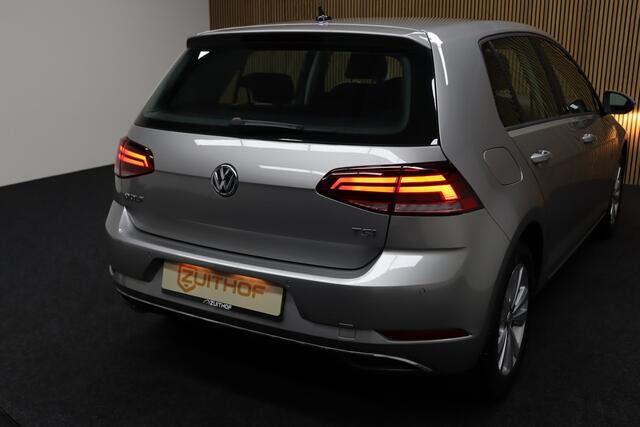 Volkswagen GOLF 1.0 TSI Comfortline Business | Apple Carplay & Android Auto | Navigatie | Camera | Parkeerhulp | Stoelverwarming | Adaptive-cruise