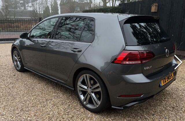 Volkswagen GOLF 1.5 TSI Highline Business R