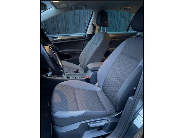 Volkswagen GOLF 1.5 TSI Highline Business R