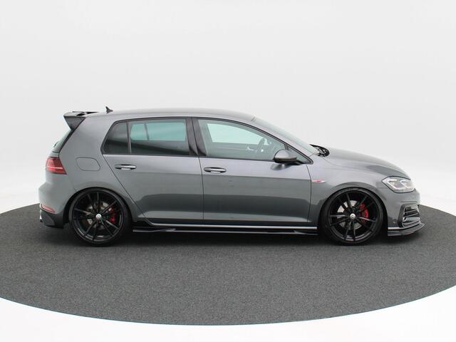 Volkswagen GOLF 2.0 TSi GTi Automaat Performance | Adaptive Cruise | CarPlay | Navigatie | Bluetooth | Stoelverwarming | 19 Inch