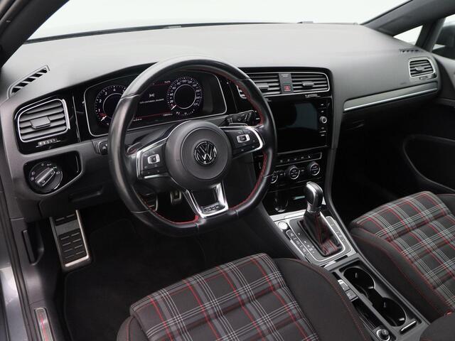 Volkswagen GOLF 2.0 TSi GTi Automaat Performance | Adaptive Cruise | CarPlay | Navigatie | Bluetooth | Stoelverwarming | 19 Inch