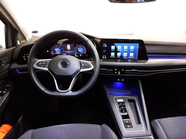 Volkswagen GOLF 1.5 eTSI 150pk Style | Navigatie | DAB | Camera | Lane Assist | LED | Adaptive Cruise Control | Keyless Go | Stoelverwarming |
