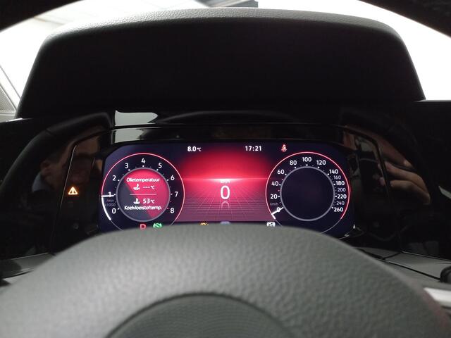 Volkswagen GOLF 1.5 eTSI 150pk Style | Navigatie | DAB | Camera | Lane Assist | LED | Adaptive Cruise Control | Keyless Go | Stoelverwarming |