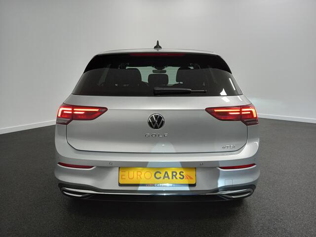 Volkswagen GOLF 1.5 eTSI 150pk Style | Navigatie | DAB | Camera | Lane Assist | LED | Adaptive Cruise Control | Keyless Go | Stoelverwarming |