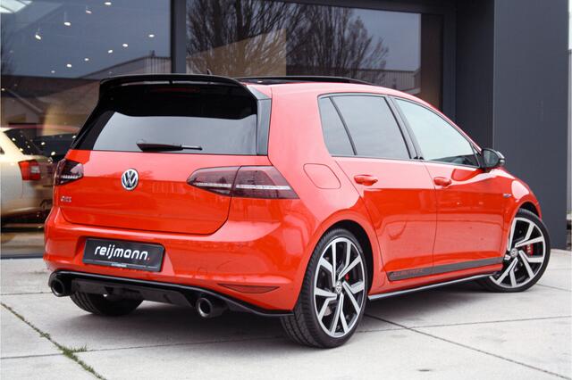 Volkswagen GOLF 2.0 TSI GTI Clubsport | Schaalstoelen | Pano | DCC | ACC | NL Auto