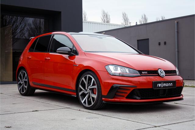 Volkswagen GOLF 2.0 TSI GTI Clubsport | Schaalstoelen | Pano | DCC | ACC | NL Auto