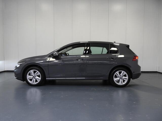 Volkswagen GOLF 1.0 TSI Life Business NAVI/CAMERA/LED/HEAD-UP/16"LMV!