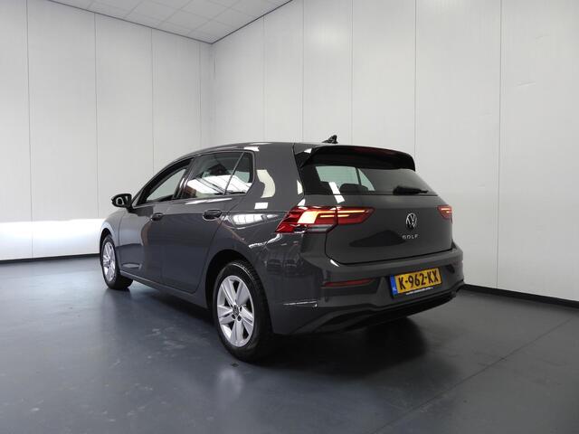 Volkswagen GOLF 1.0 TSI Life Business NAVI/CAMERA/LED/HEAD-UP/16"LMV!