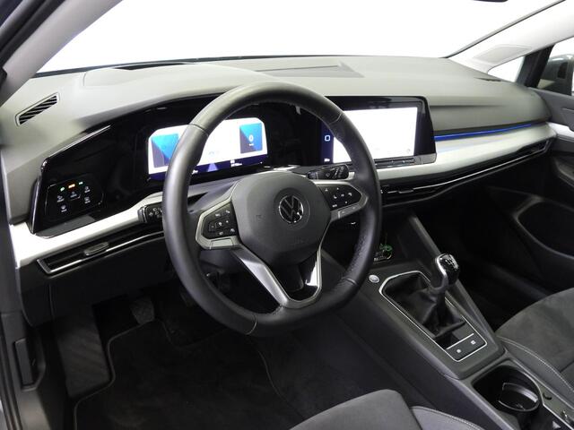 Volkswagen GOLF 1.0 TSI Life Business NAVI/CAMERA/LED/HEAD-UP/16"LMV!