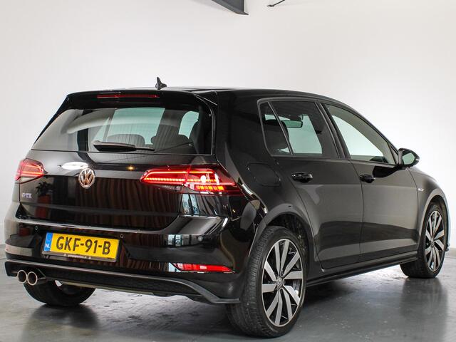 Volkswagen GOLF 1.4 TSI PHEV Navigatie, Apple CarPlay/Android Auto, Climate Control, Parkeersensoren, Automaat