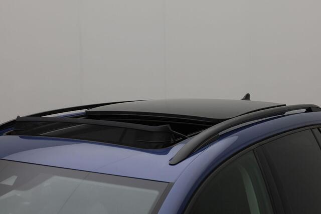 Volkswagen GOLF Variant 1.5 eTSI 115 pk DSG Life Edition | Panoramadak | Stuur-/stoelverwarming | Achteruitrijcamera | Apple Carplay / Android Auto